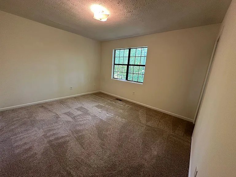 1945 Padgett Dr — Photo 13