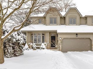 71 Sulphur Springs Rd #5, Hamilton, ON L9G5C1