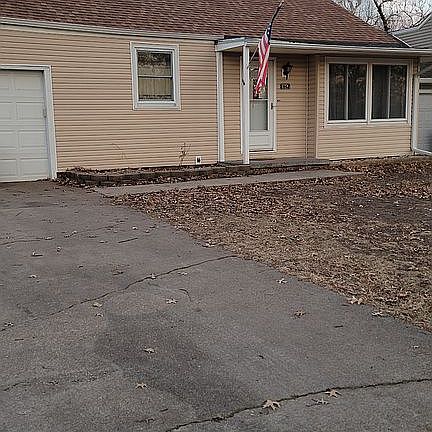3rd image of 1026 Sunnyslope St