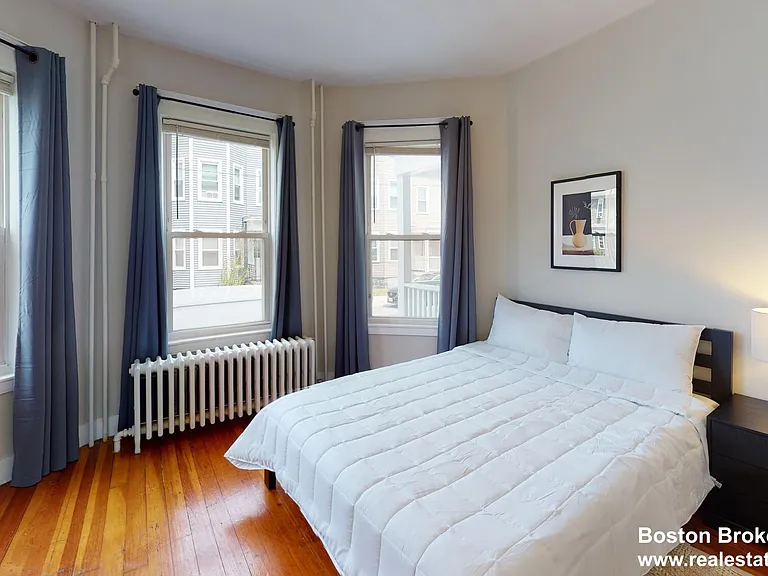 14 Elder St #3 — Photo 3