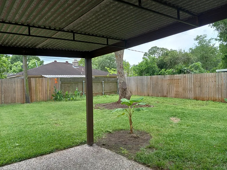 15415 Poolview St — Photo 12