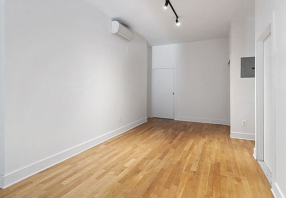 4th image of 322 E 151st St APT 1