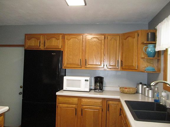3rd image of 5554 JEFFERSON STREET