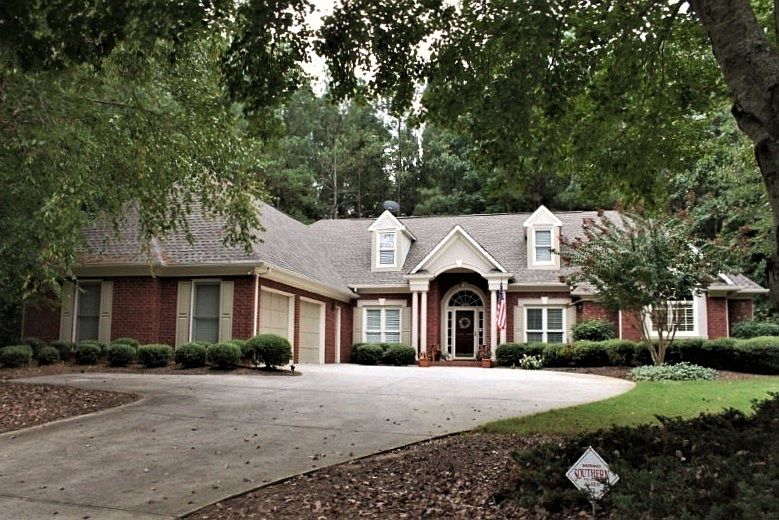 1st image of 770 Riverhaven Dr