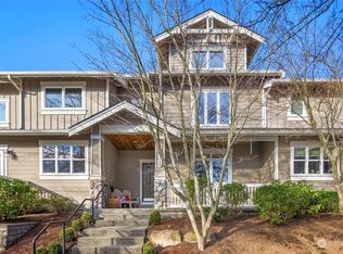 35324 SE Ridge St UNIT B, Snoqualmie, WA 98065