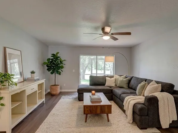9516 CHARLESBERG DRIVE, TAMPA, FL 33635