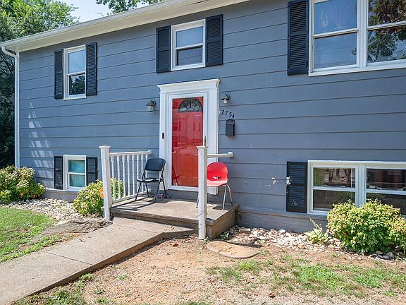 3rd image of 2754 Florida Ave NW