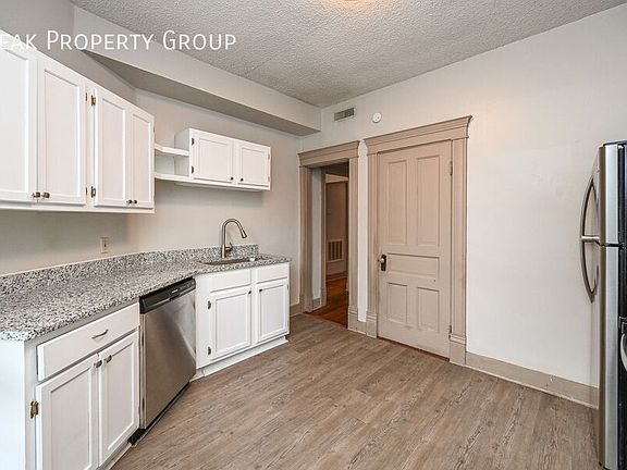3rd image of 329 W McMillan St APT 2