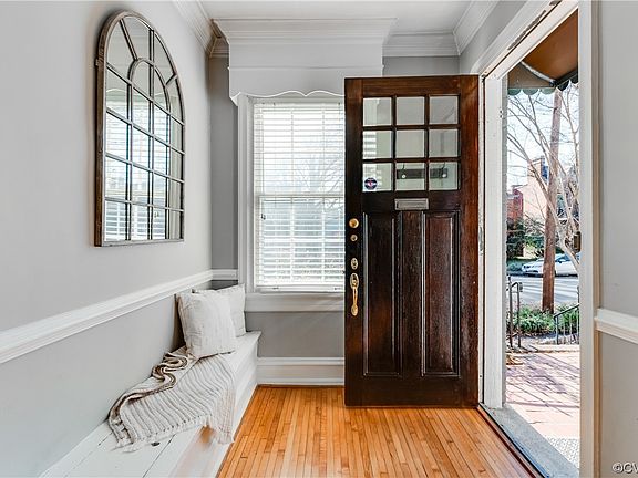 5th image of 3226 Park Ave