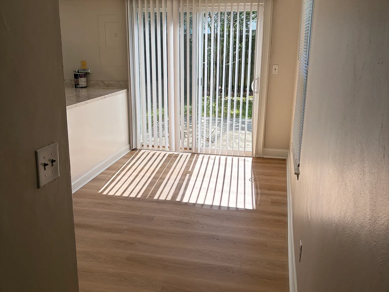 2 bed, 1.5 bath, 1220 sqft, $1,750 — Photo 2