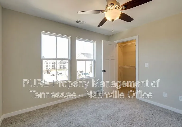 600 Hadley Village Blvd — Photo 21