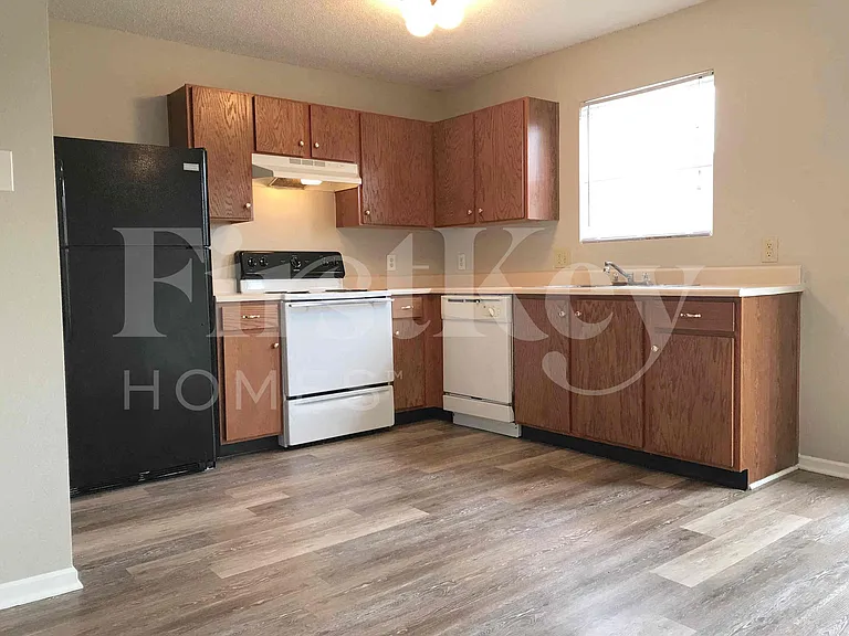 3539 Brandenburg Blvd — Photo 4