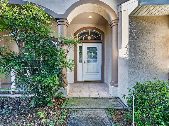 3rd image of 2998 W Beaumont Ln