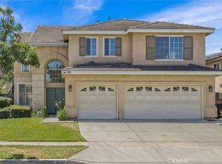 388 Snowbird Ln, Corona, CA 92882
