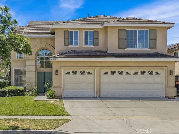 388 Snowbird Ln, Corona, CA 92882