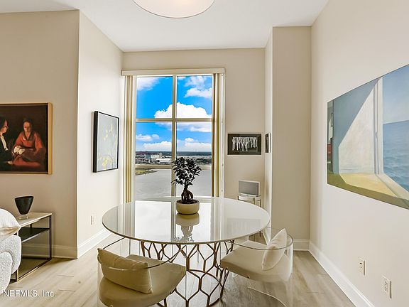 4th image of 1431 Riverplace Blvd APT 2707