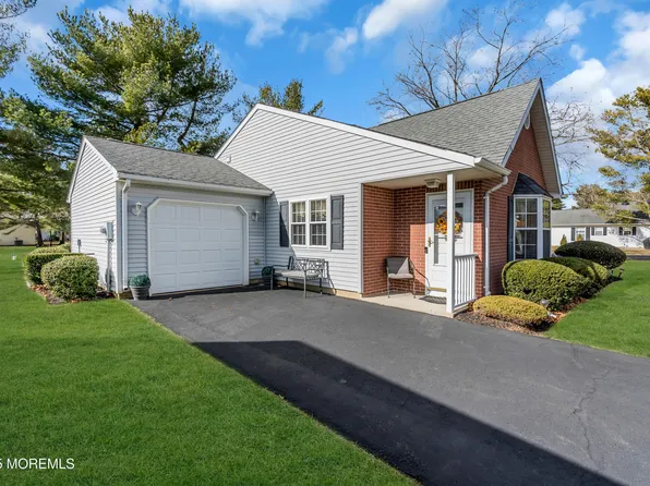 4 Kingston Close, Freehold, NJ 07728