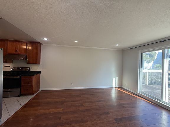 4th image of 480 22nd Ave APT B