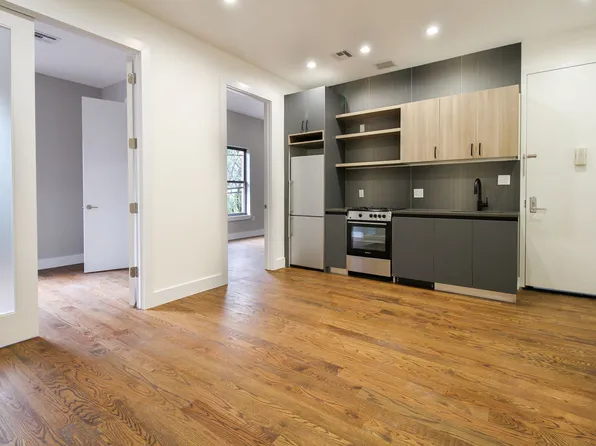 294 Powers St, Brooklyn, NY 11211