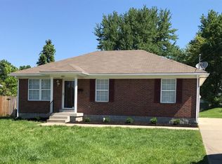 4801 Paramount Dr, Louisville, KY 40258