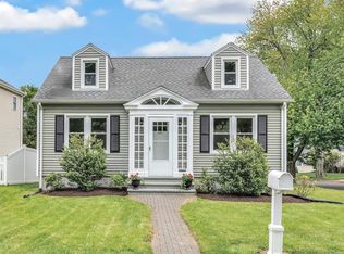 435 Lenox Rd, Fairfield, CT 06825