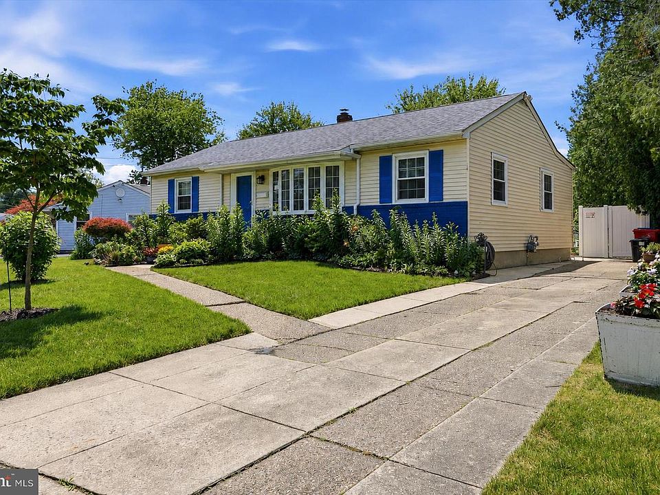 1st image of 509 Oak Dr