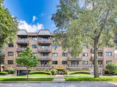 121 S Vail Ave APT 401, Arlington Heights, IL, 60005