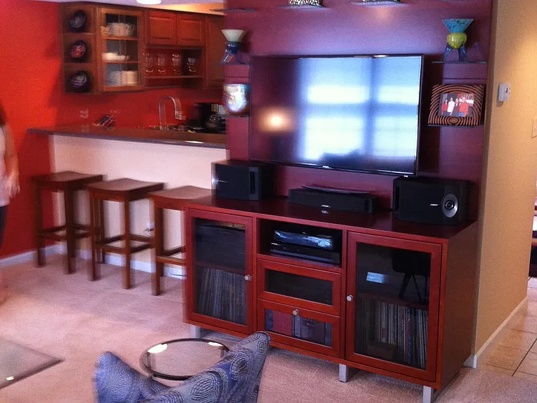 2728 E Creeks Edge Dr — Photo 1