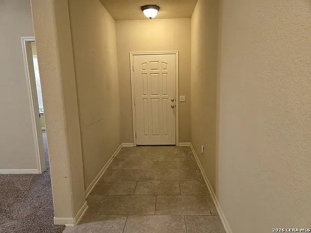 3 bed, 2.0 bath, 2177 sqft, $2,000 — Photo 3