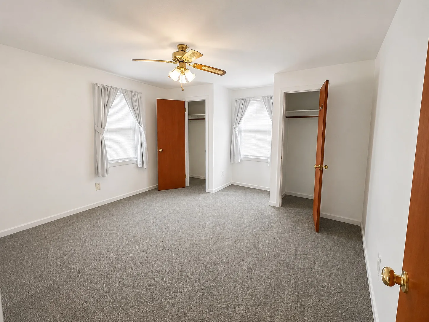 16 Sandra Dr — Photo 3