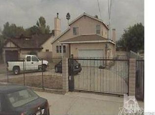 18771 Strathern St, Reseda, CA 91335