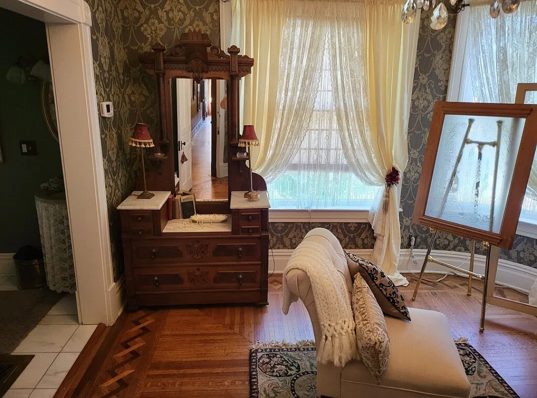 531 W Prairie Ave — Photo 4