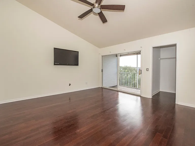 Master Bedroom with screened balcony