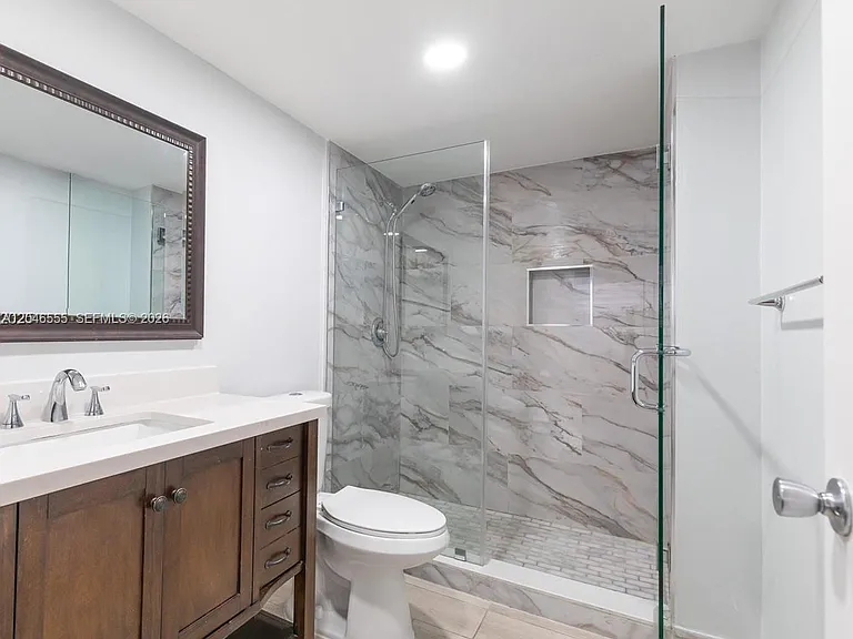 1110 SW 125th Ave #112M — Photo 9
