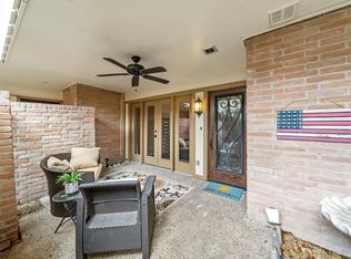 6334 Crab Orchard Rd, Houston, TX 77057