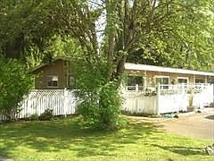 1st image of 102 NE Creek Way