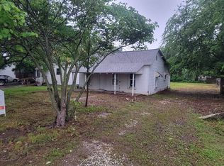 104 W Division St, Wayne, OK 73095