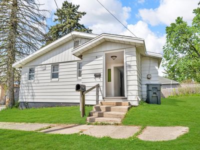 315 River St, Buchanan, MI, 49107