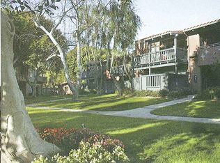 1345 Cabrillo Park Dr APT D8, Santa Ana, CA 92701