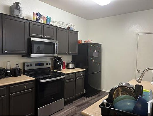 3rd image of 7444 Howling Coyote Ln