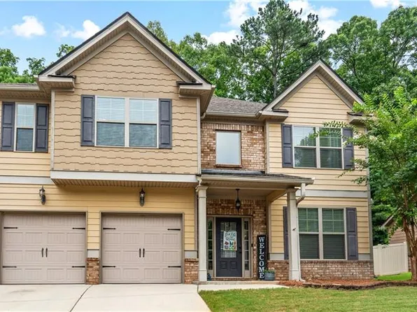 108 Village Pl, Newnan, GA 30265