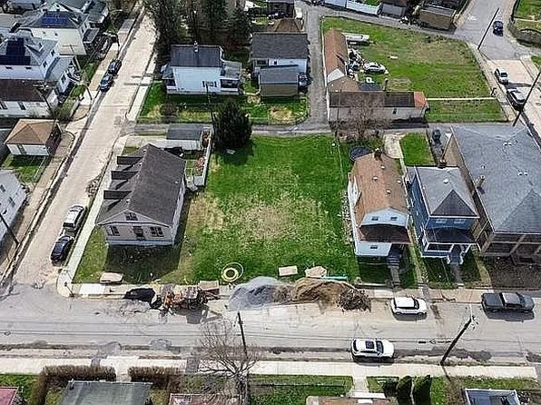 212 Russellwood Ave, Mc Kees Rocks, PA 15136
