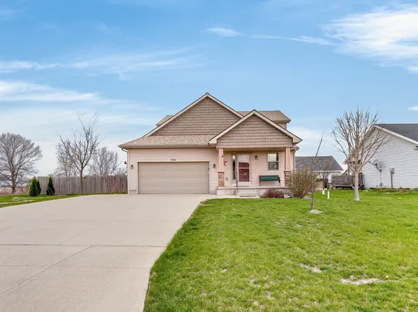 704 N 14th Ave, Winterset, IA 50273