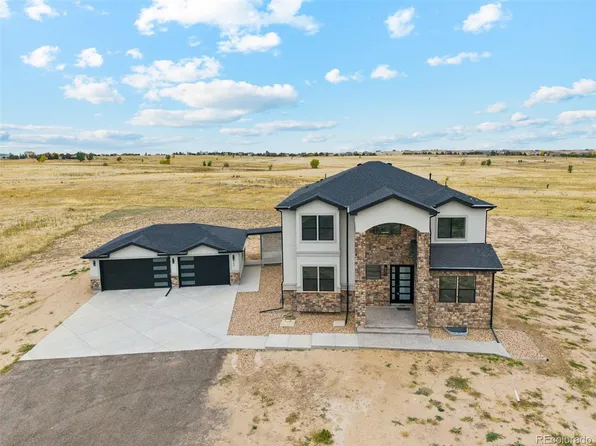 995 Pinehurst Court, Bennett, CO 80102