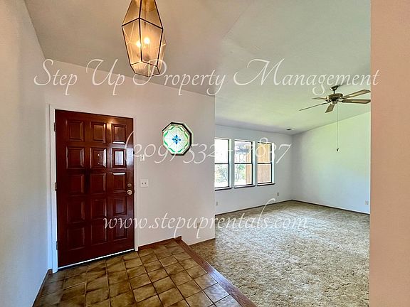 2nd image of 15495 Buena Vista Avenida