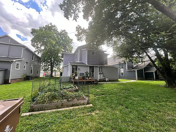 5th image of 714 Morgan St NE