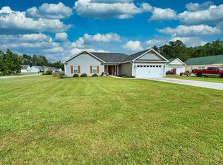 112 Fox Trot Dr, Galivants Ferry, SC 29544