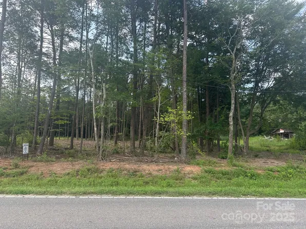 7493 Sherrills Ford Rd N #1, Sherrills Ford, NC 28673