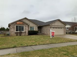 46849 Barbara Dr, Macomb, MI 48044