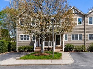34 Angela Ln #34, Watertown, MA 02472